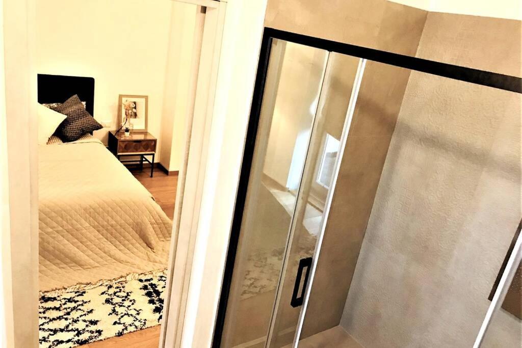 Apartment Luxus P4t Family 3 Bedroom With Pool, Tennis Court And Sauna Brindisi