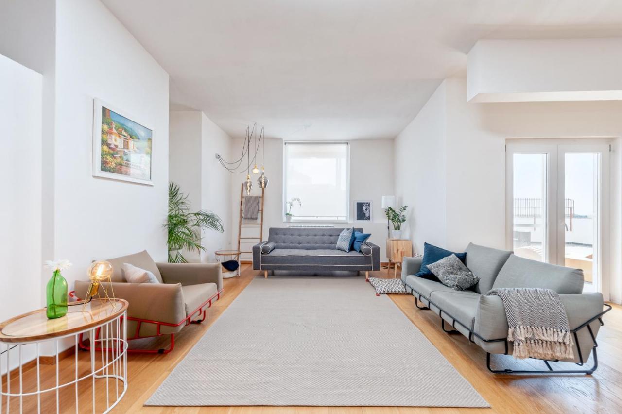 Luxus P4t Family 3 Bedroom With Pool, Tennis Court And Sauna * Brindisi