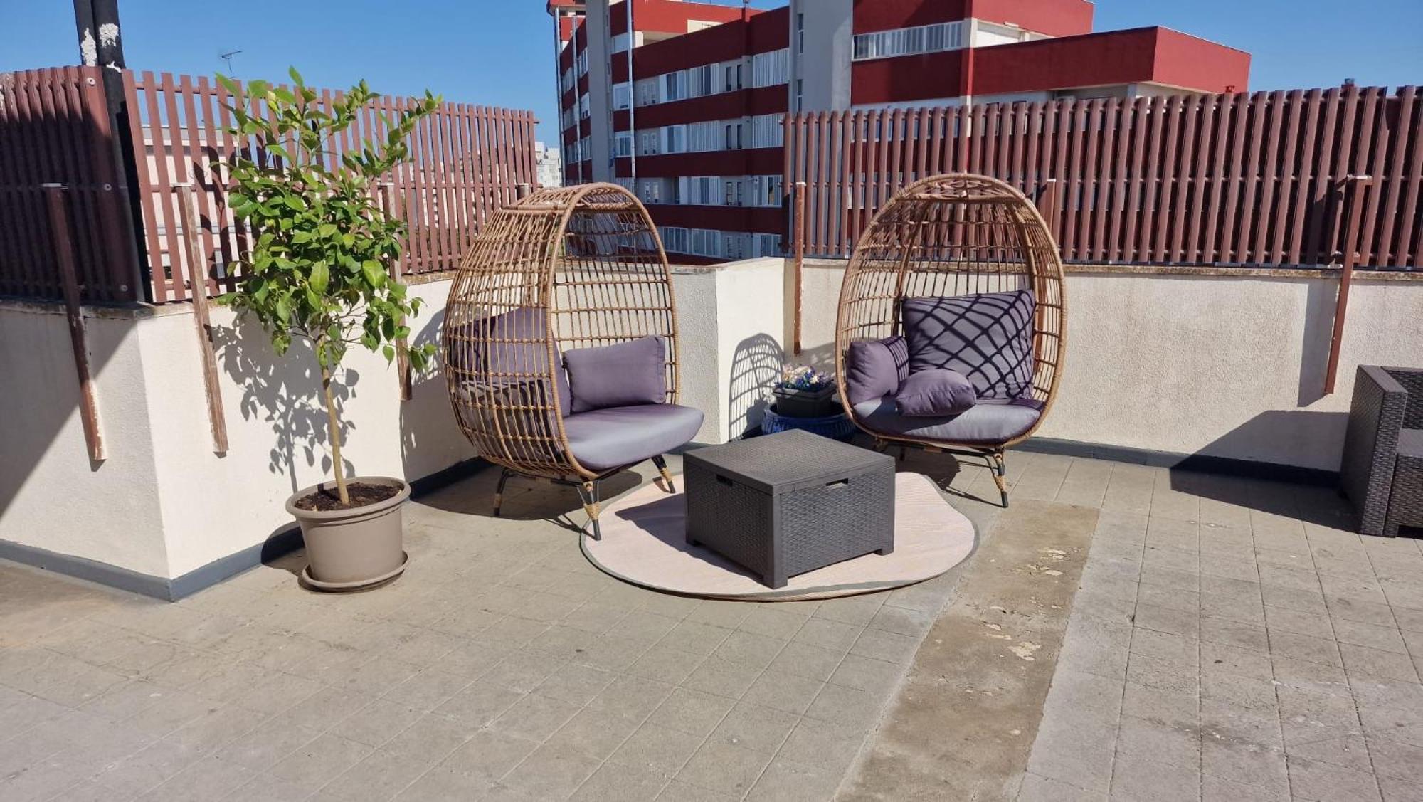 Luxus P4t Family 3 Bedroom With Pool, Tennis Court And Sauna
